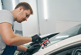 Auto Glass Repair Service